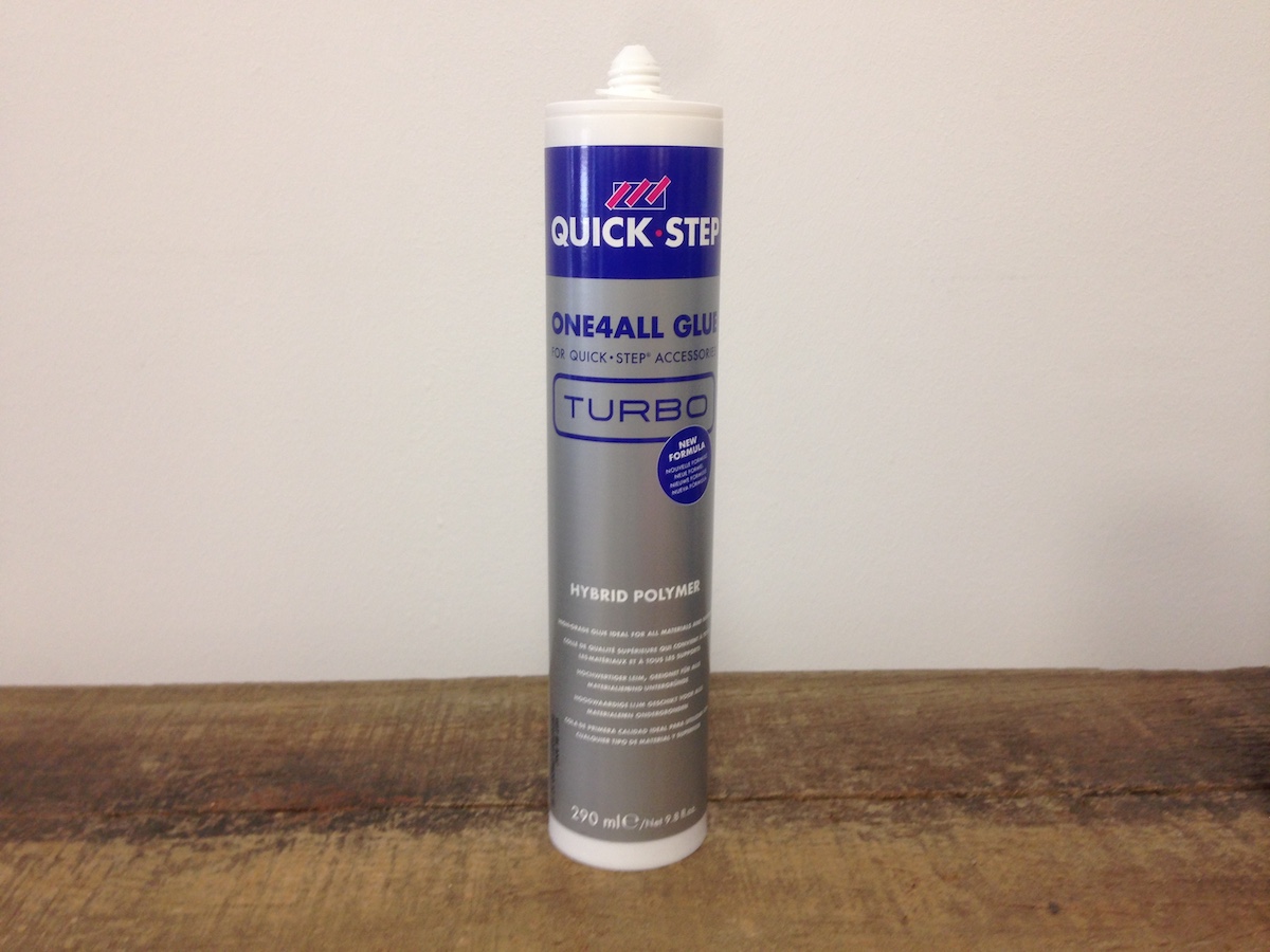 Quick-step one4all glue - colle pour la fixation des accessoires quick-step (290ml)